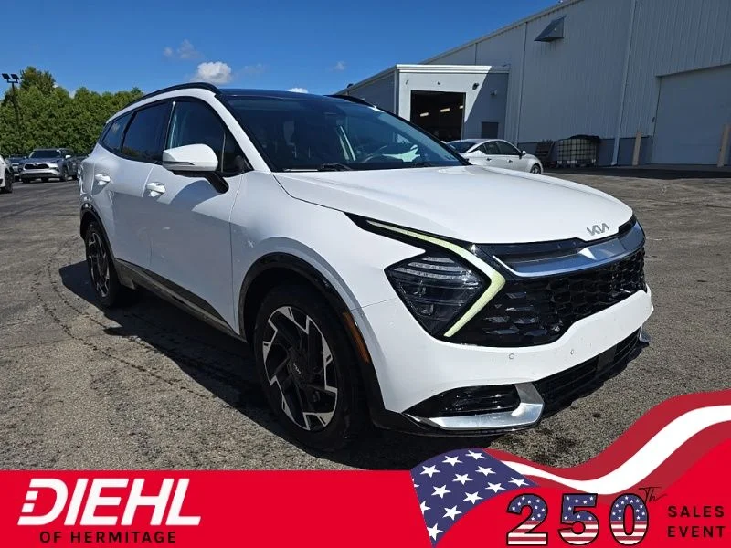 Used 2023 White Kia SX-Prestige image 1