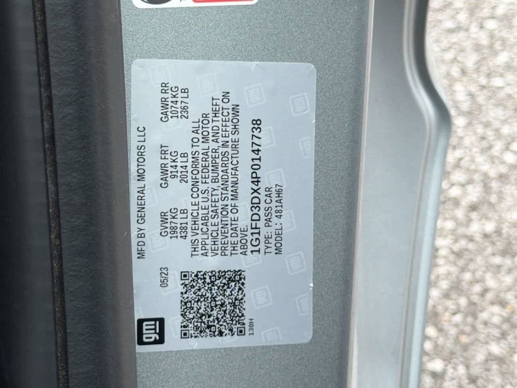 Used 2023 Sharkskin Metallic Chevrolet 2LT image 31