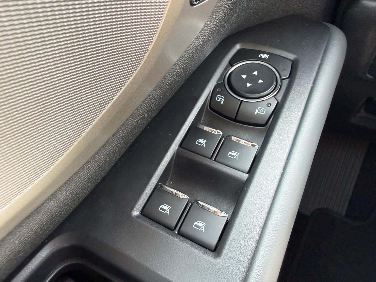 Used 2025 White Ford Active image 25