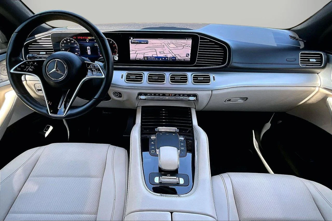 Used 2025 White Mercedes-Benz GLS 450 image 15