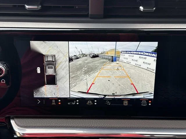 Used 2024 White GMC Denali image 48