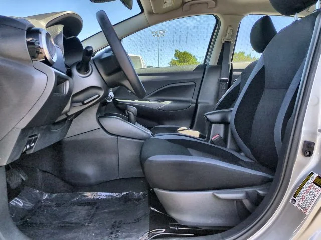 2025 Nissan Versa Sedan SV - Photo 21