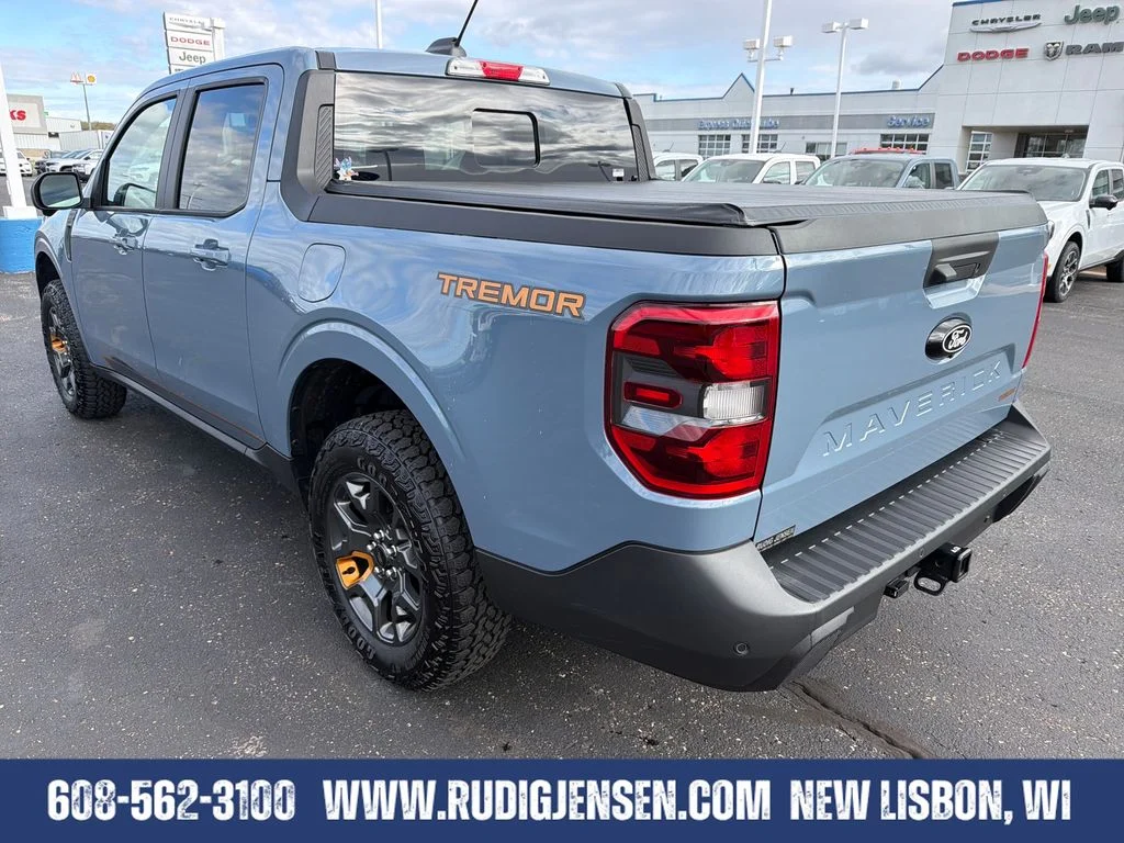Used 2025 Gray Ford Tremor image 4