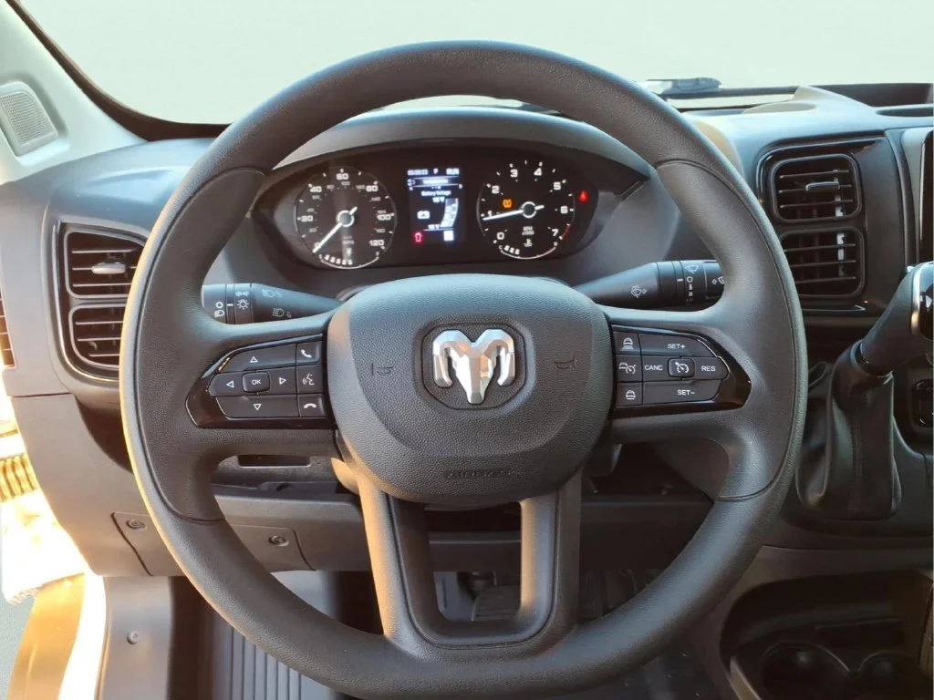 Used 2025 White Ram Base image 19