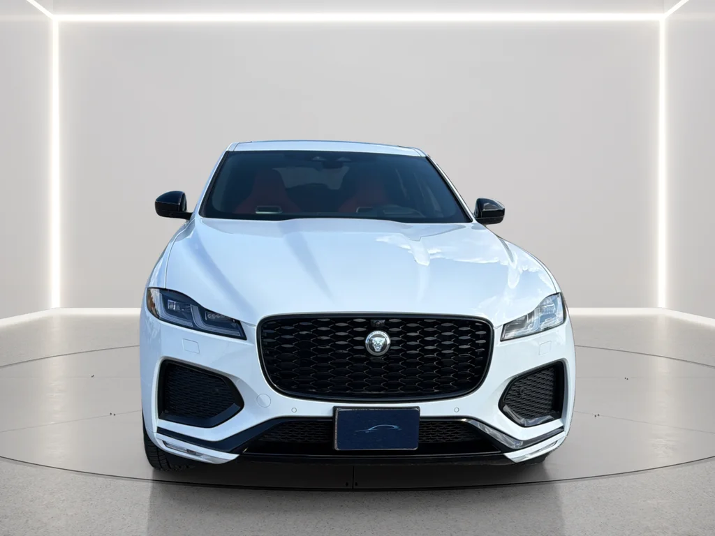New 2026 Fuji White Jaguar P250 R-Dynamic S image 11