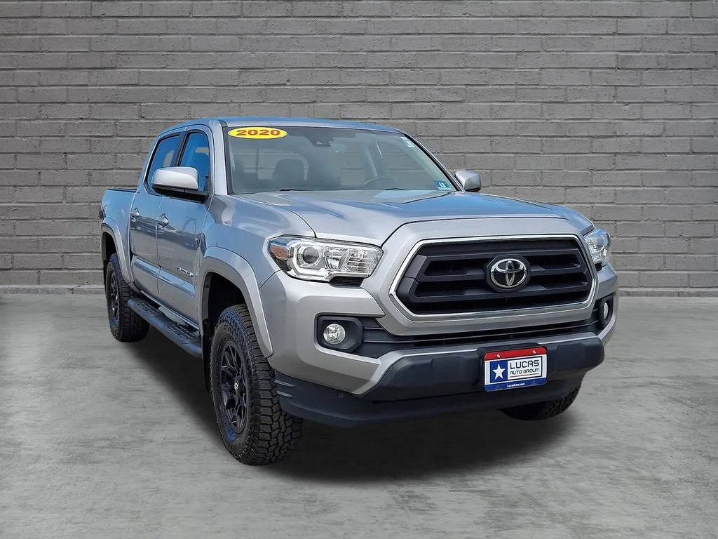 Used 2020 Silver Sky Metallic Toyota SR5 image 2