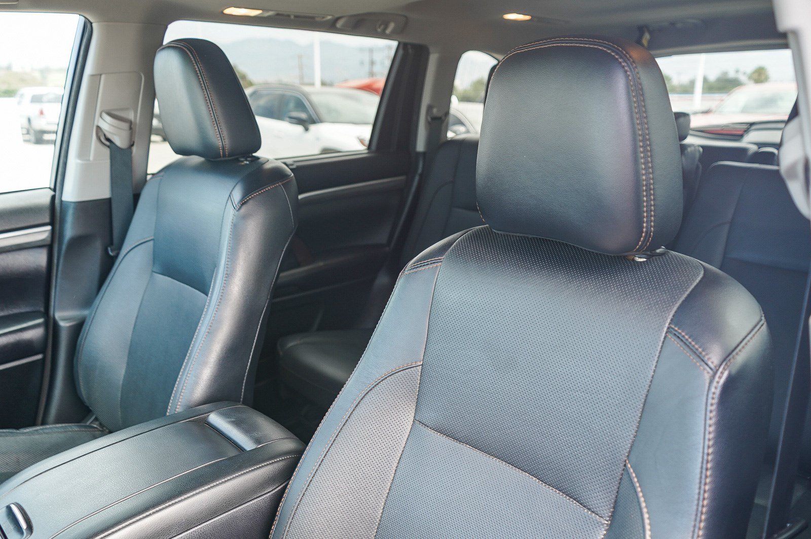 Certified Used 2017 Toasted Walnut Pearl Toyota Limited image 25