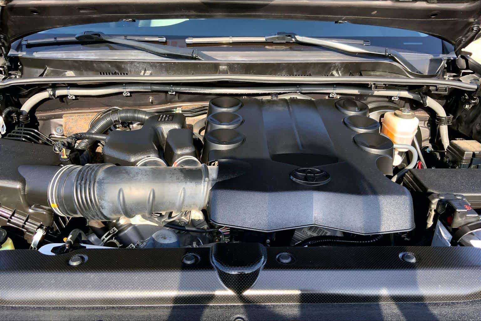 Used 2022 Magnetic Gray Metallic Toyota SR5 image 31