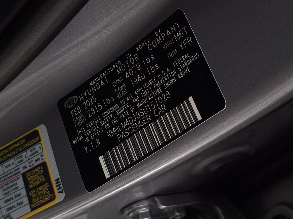 Certified Used 2025 Fluid Metal Hyundai Blue image 29