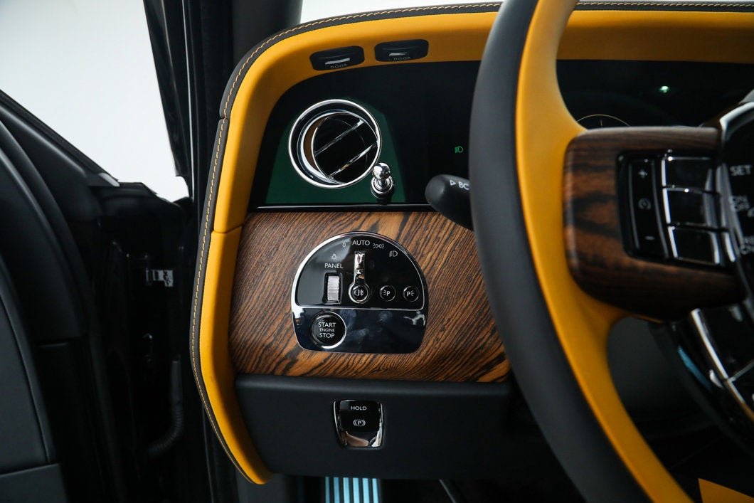 Used 2025 Brown Rolls-Royce  image 34
