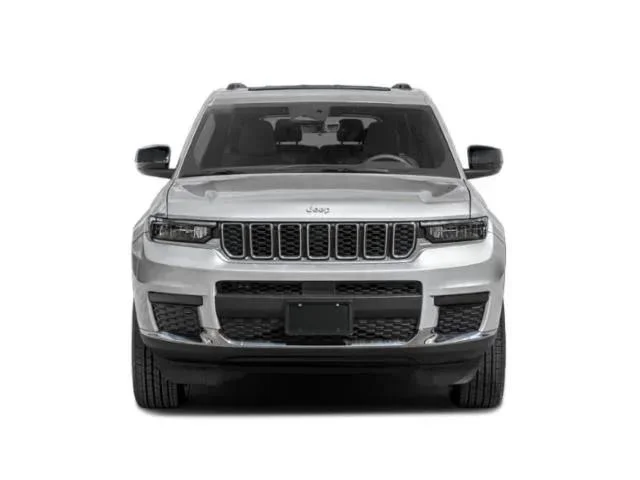 Used 2025 Baltic Gray Metallic Clearcoat Jeep Limited image 4