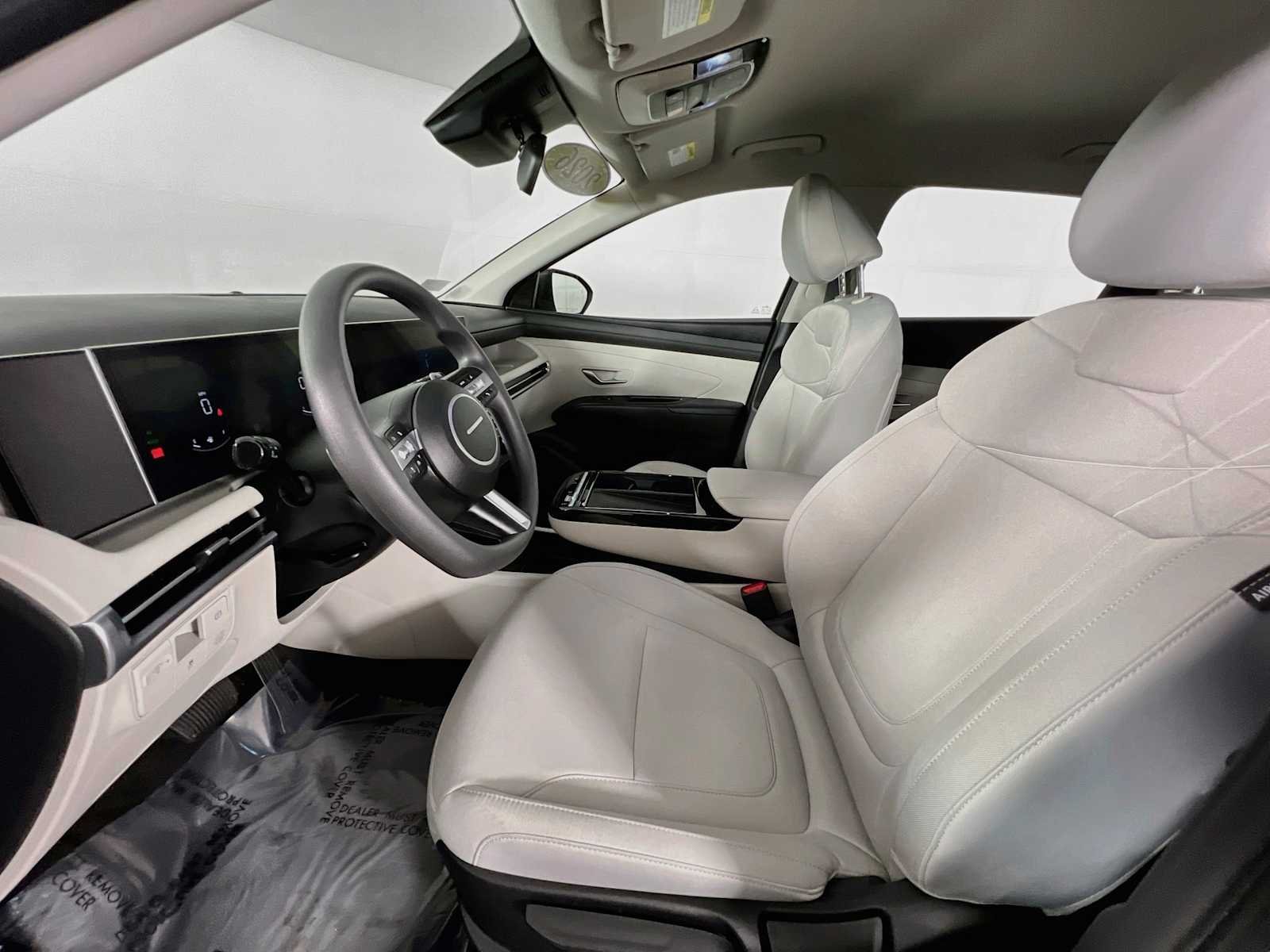 Used 2026 Shimmering Silver Hyundai Blue SE image 21