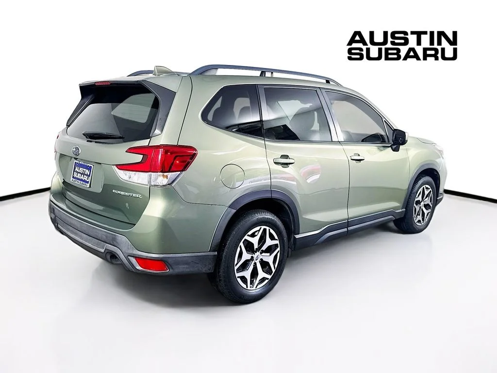 Used 2020 Green Subaru Premium image 7