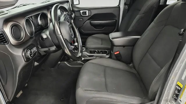 Used 2020 Billet Silver Metallic Clearcoat Jeep Sport image 11