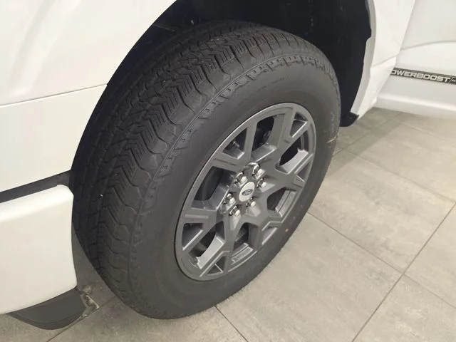 New 2026 Oxford White Ford STX® image 42