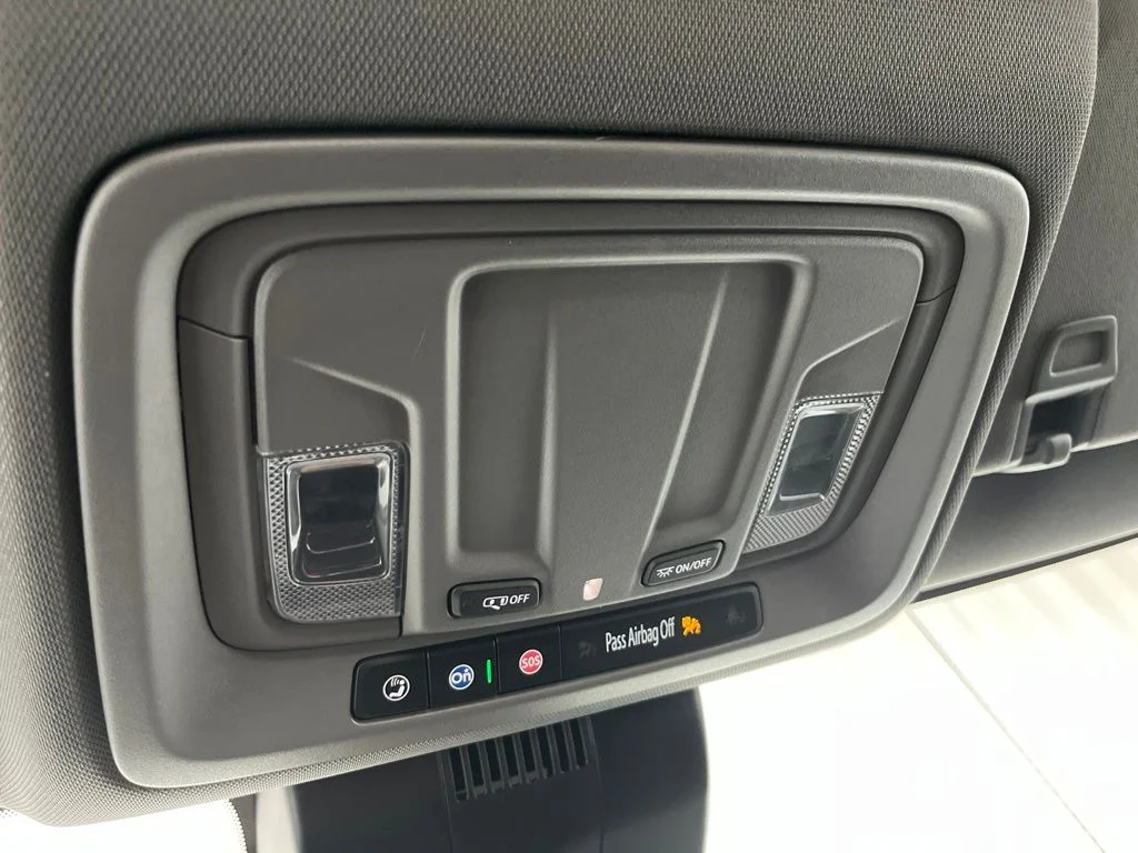 Used 2023 White Chevrolet RST image 16