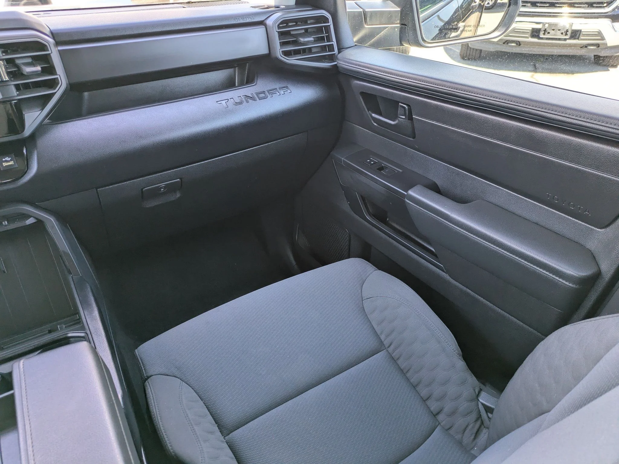 Used 2023 Midnight Black Metallic Toyota SR image 18