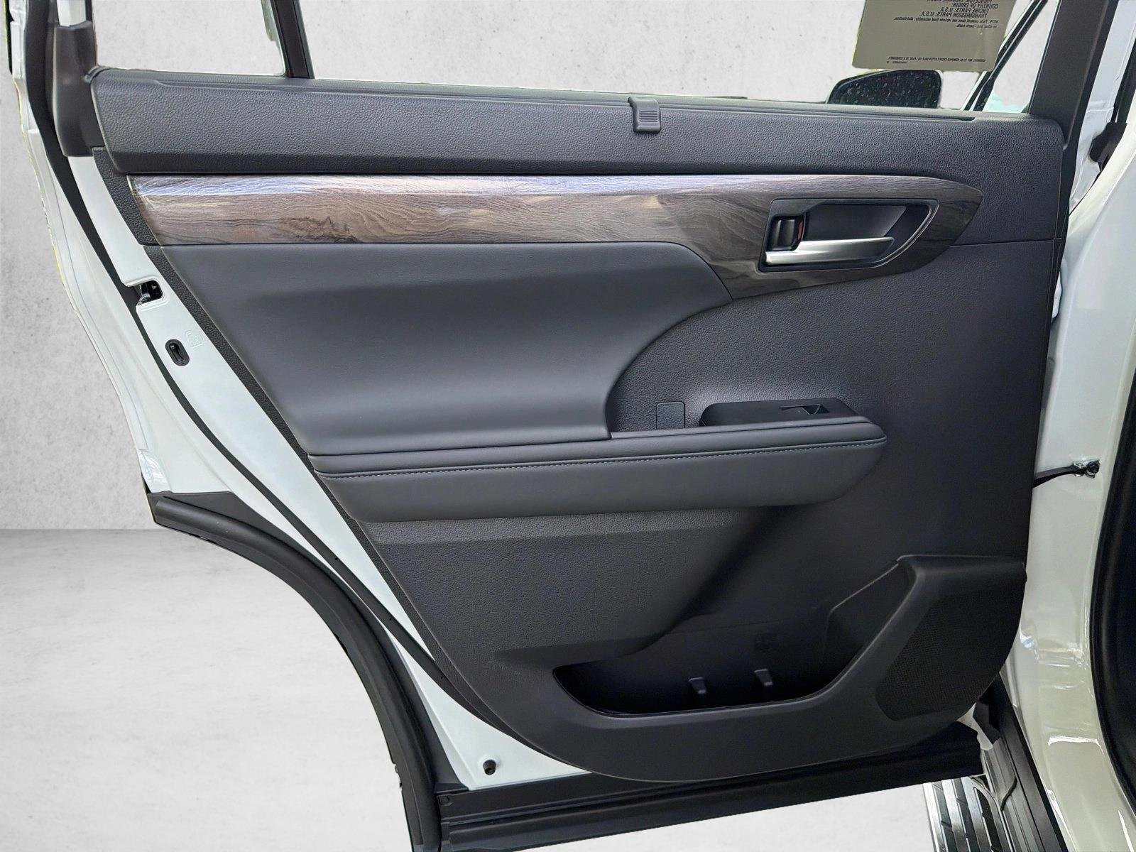 Certified Used 2026 Wind Chill Pearl Toyota Limited image 22
