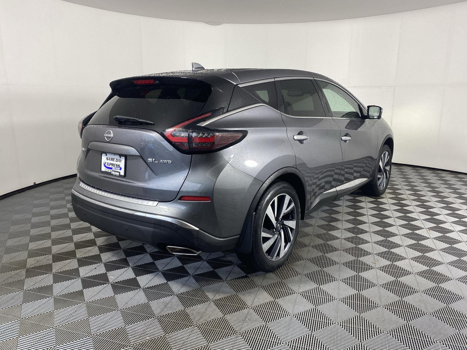 Used 2023 Gun Metallic Nissan SL image 9