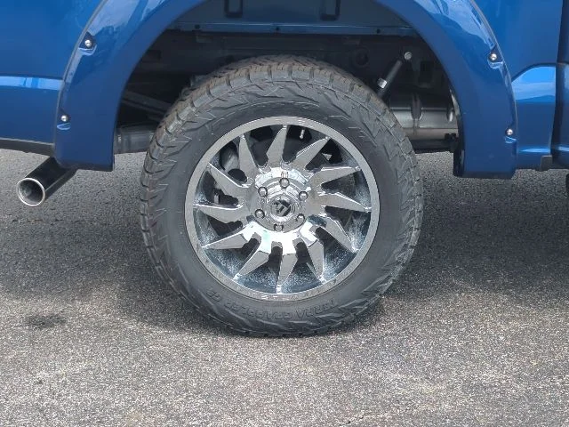 Used 2024 Blue Ford XLT image 33