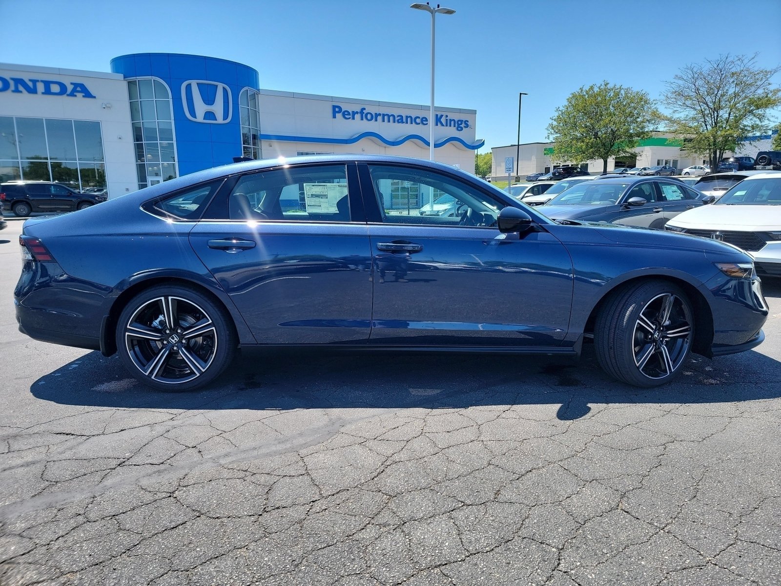 New 2026 Canyon River Blue Metallic Honda SE image 28