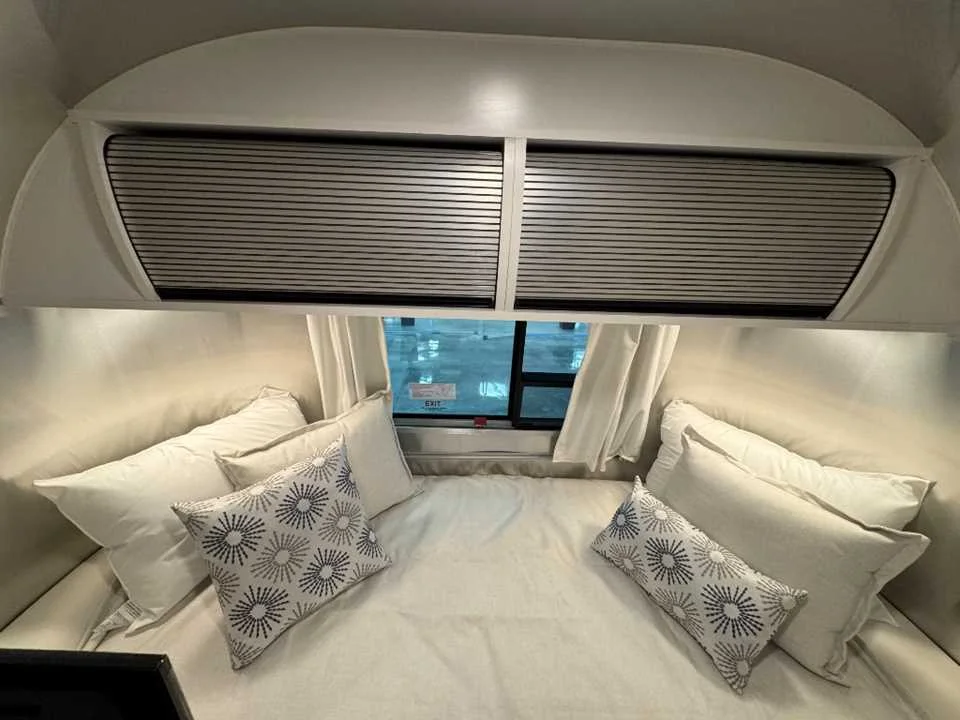 New 2026 SILVER AIRSTREAM  image 19