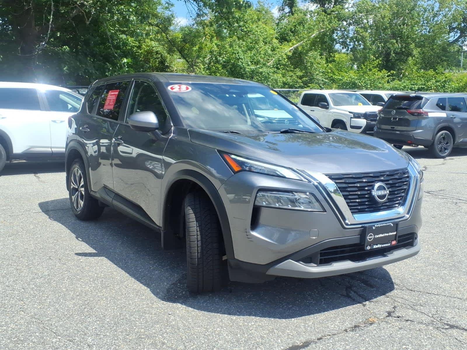 Certified Used 2023 Gun Metallic Nissan SV image 3