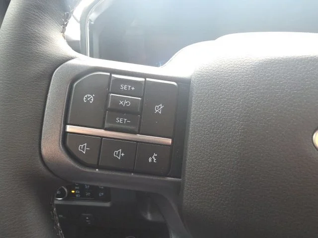 Used 2026 White Ford Lariat image 21