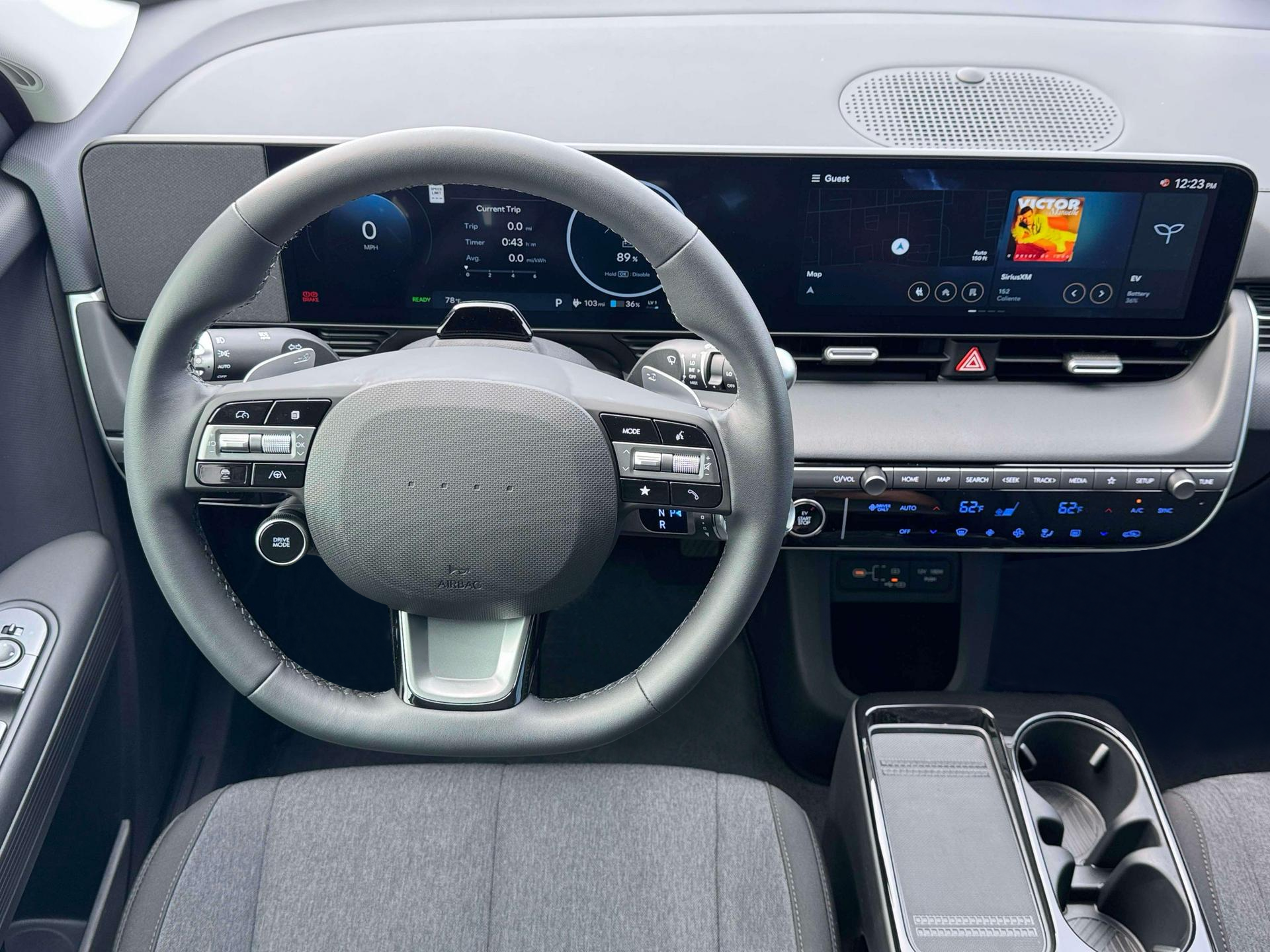 New 2026 Cyber Gray Hyundai SE image 32