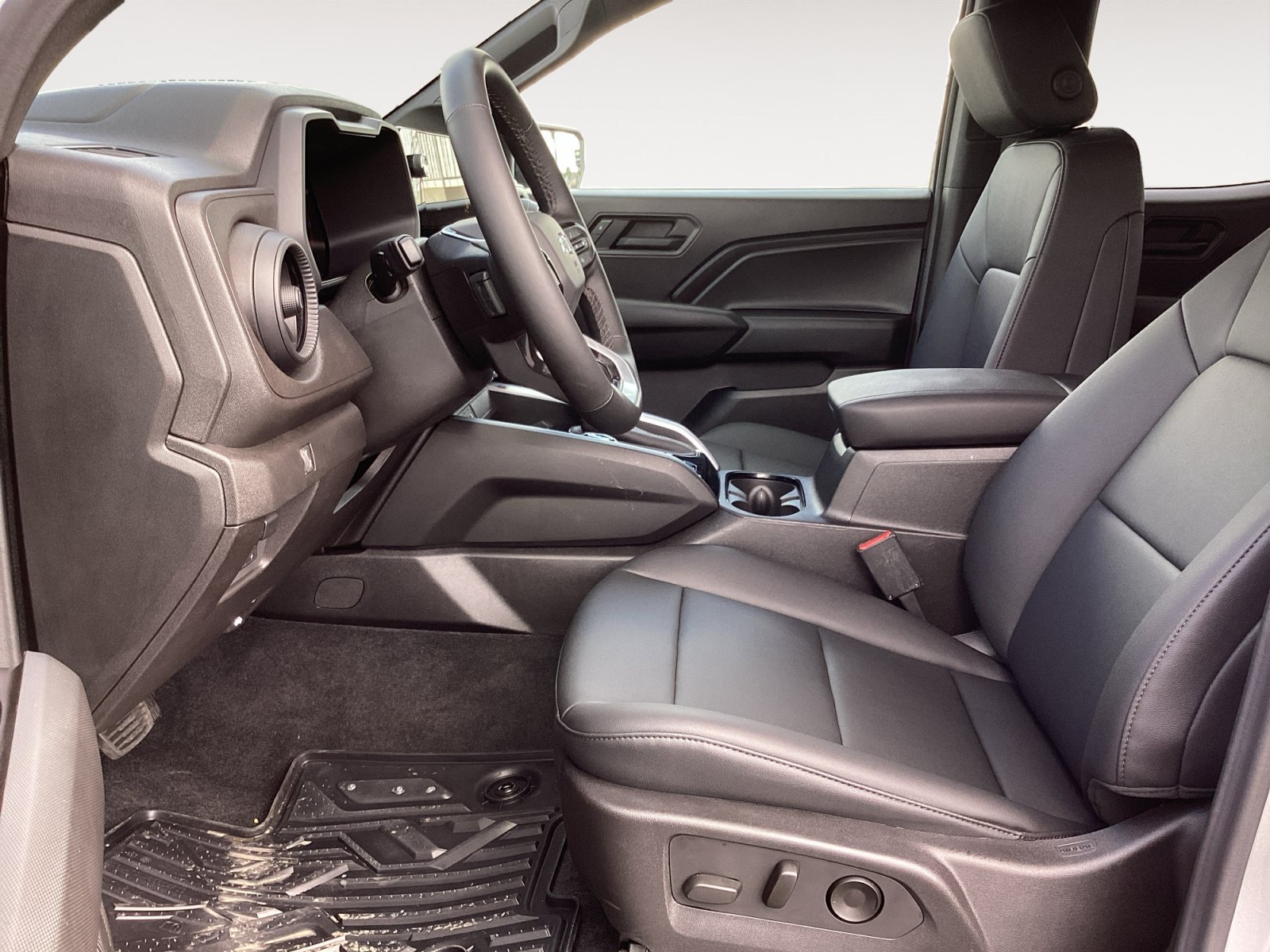 Used 2026 Sterling Gray Metallic Chevrolet Trail Boss image 24