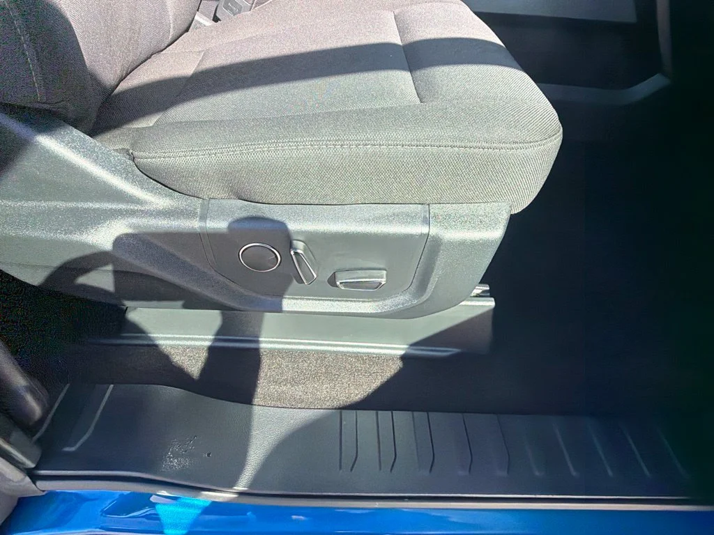 Used 2018 Lightning Blue Ford XLT image 43
