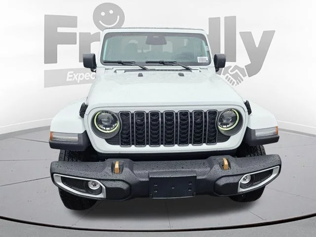 New 2026 Bright White Clear-Coat Exterior Paint Jeep 85th Anniversary Edition image 2