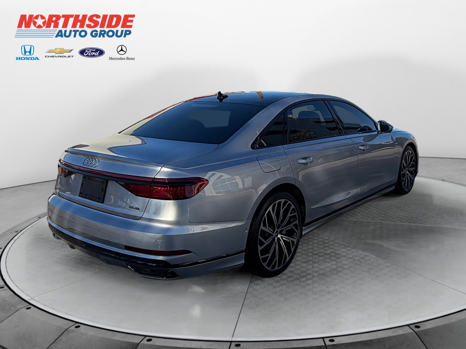 Used 2021 Florett Silver Metallic Audi L 55 image 7