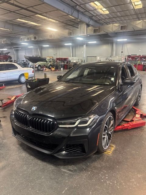 2021 BMW 5 Series M550i xDrive Sedan's photo