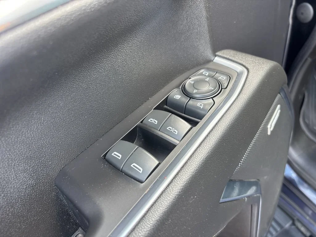 2022 GMC Sierra 1500 SLT - Photo 19
