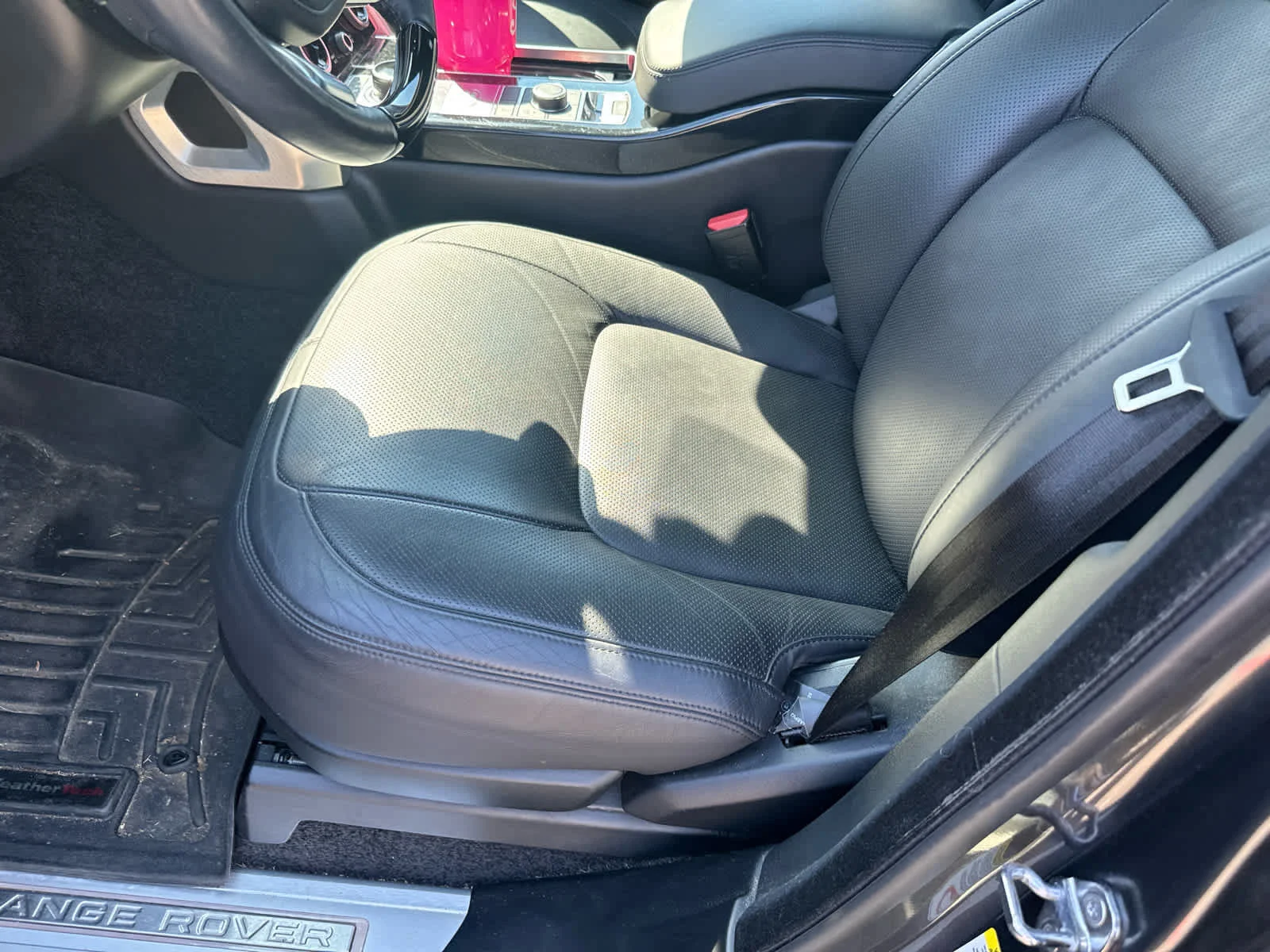 Used 2019 Flux Grey Ultra Metallic Satin Land Rover  image 9