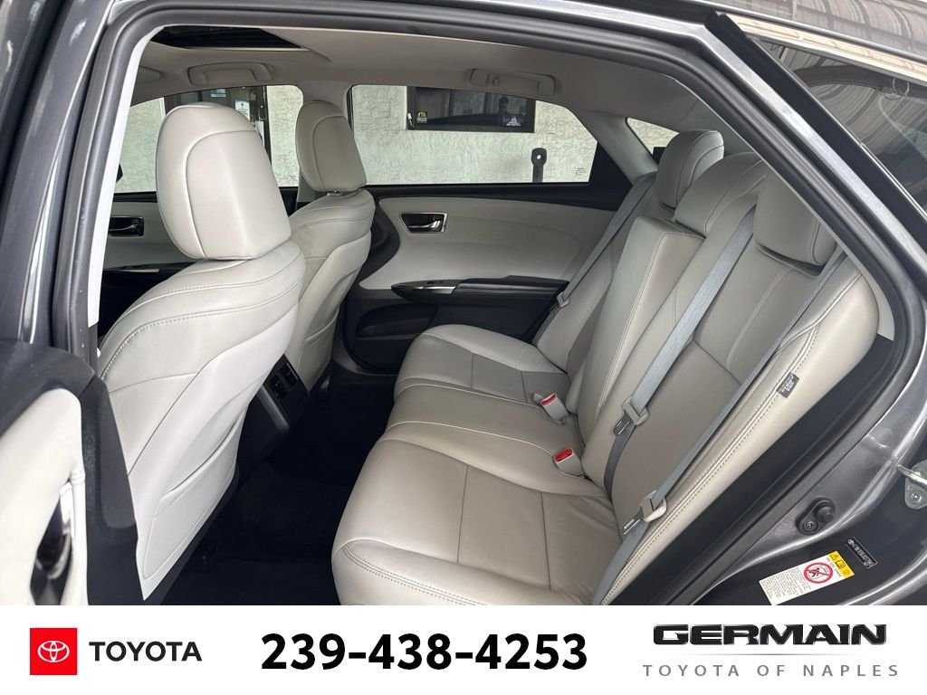 Used 2018 Gray Toyota Touring image 13