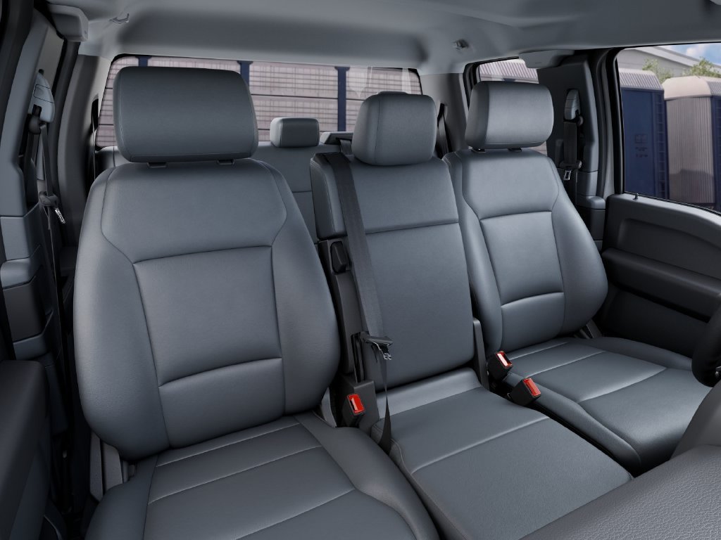 New 2027 Oxford White Ford F-250® XL image 10