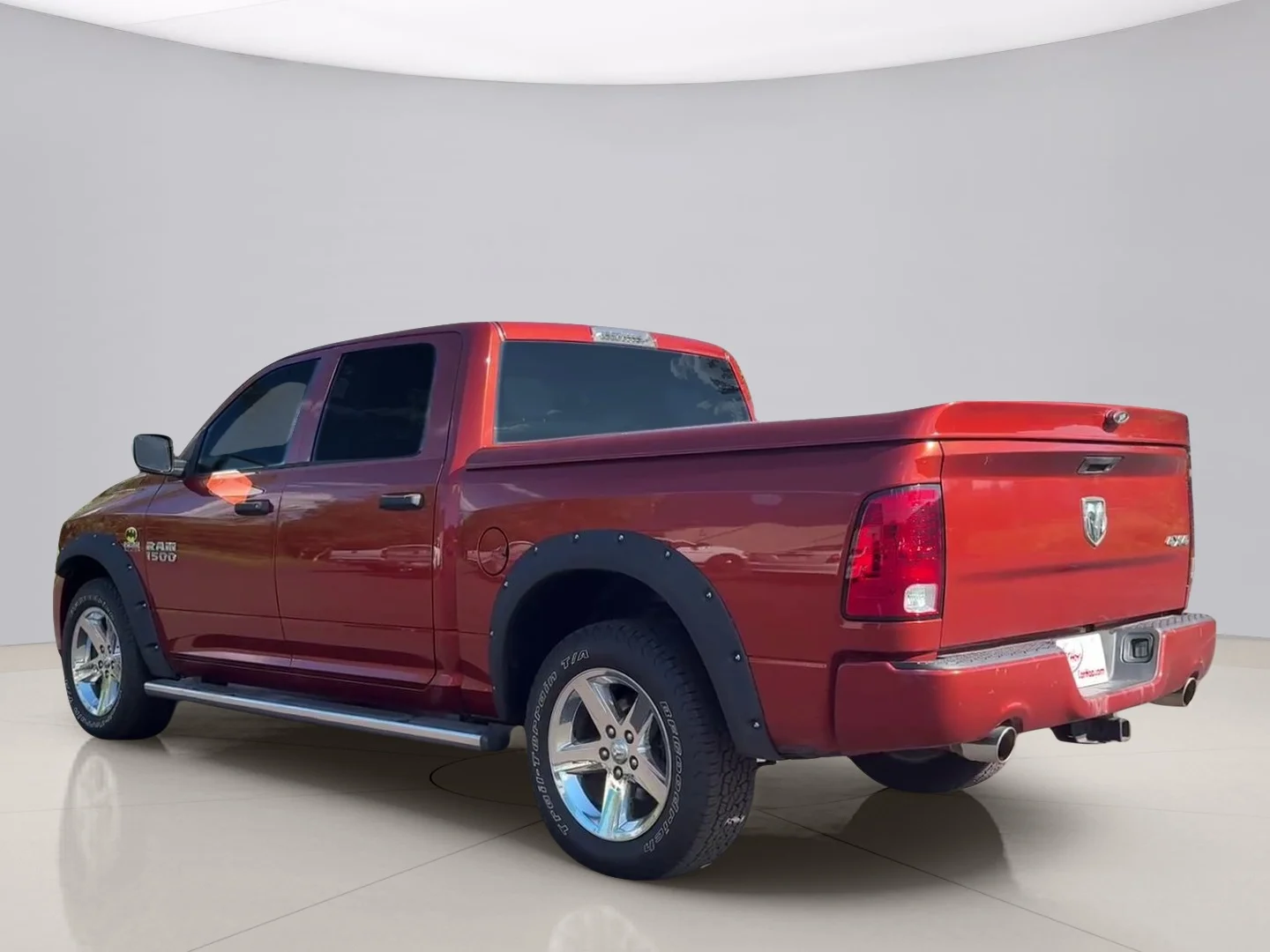 Used 2013 Orange Ram SLT image 3