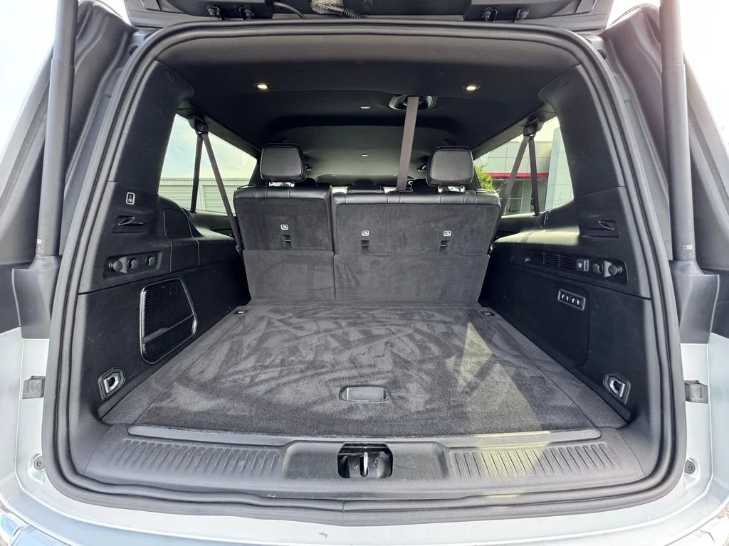 Used 2024 Silver Jeep Series II image 11