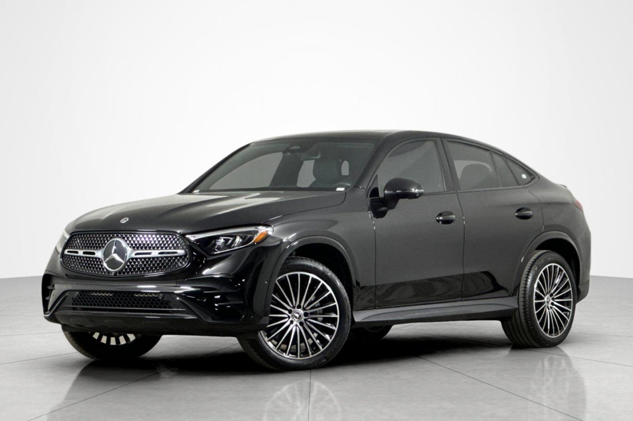 Certified Used 2025 Black Mercedes-Benz GLC 300 image 1