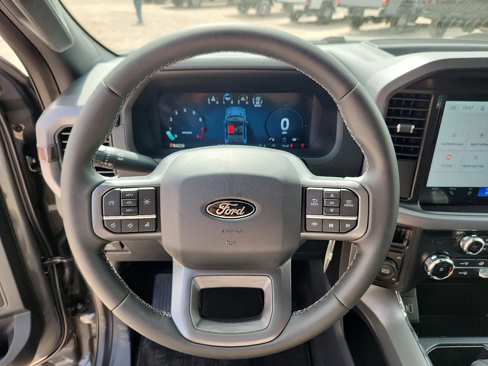 New 2026 Carbonized Gray Metallic Ford XLT image 21