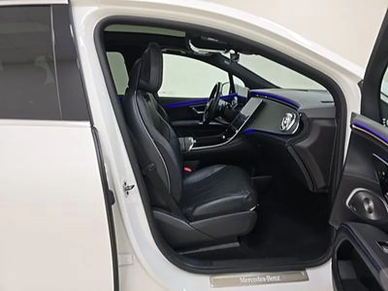 Used 2023 White Mercedes-Benz 450 image 8