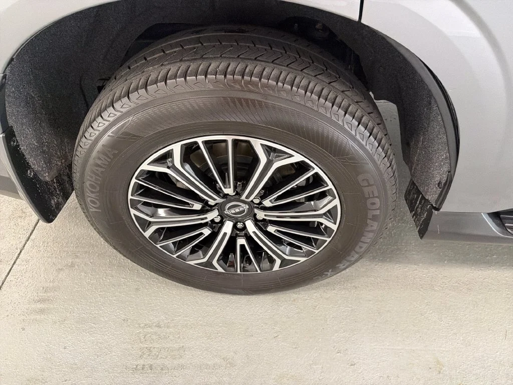 Used 2026 Gray Nissan SL image 4
