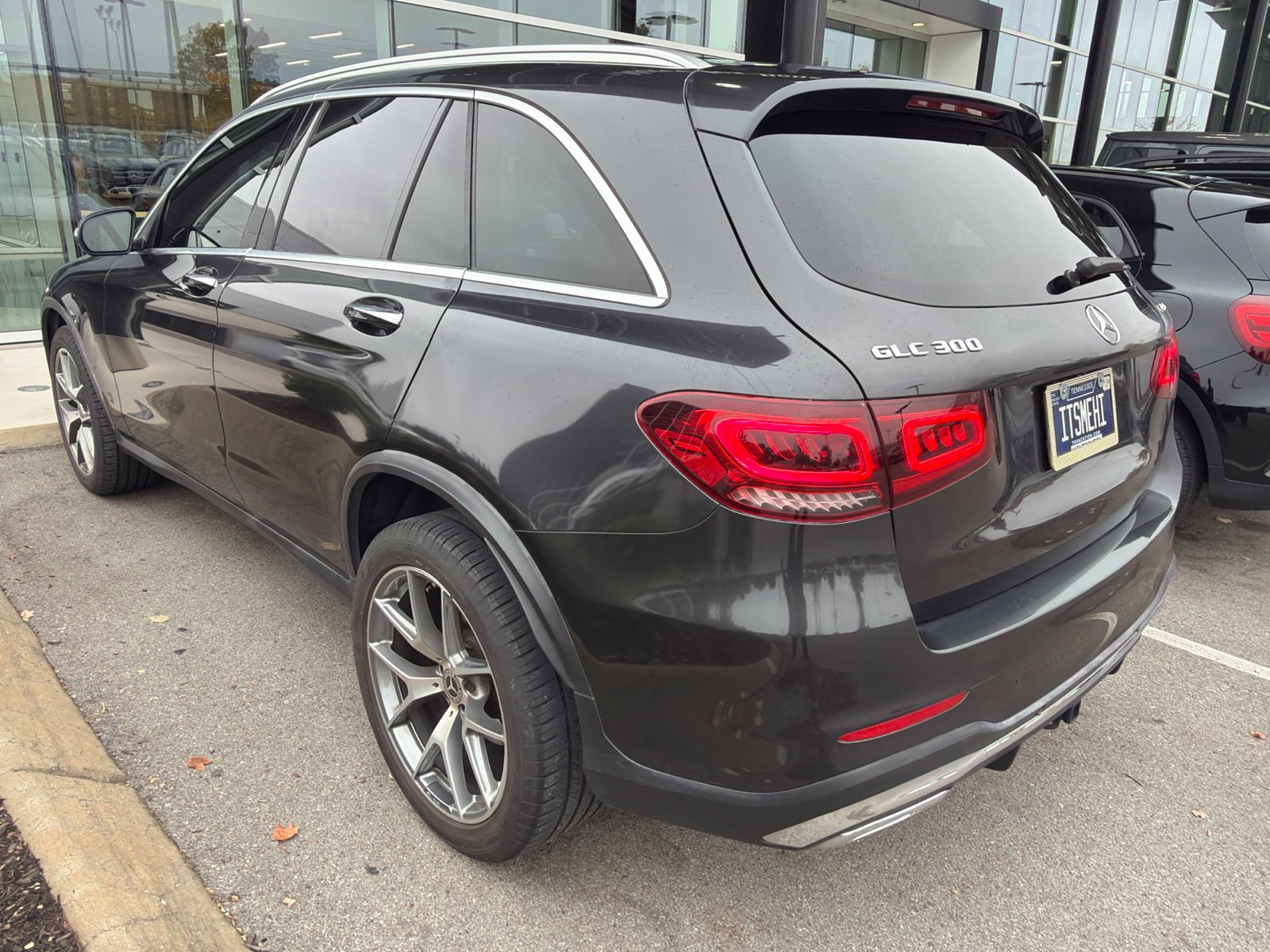 Certified Used 2020 Graphite Gray Metallic Mercedes-Benz GLC 300 image 3