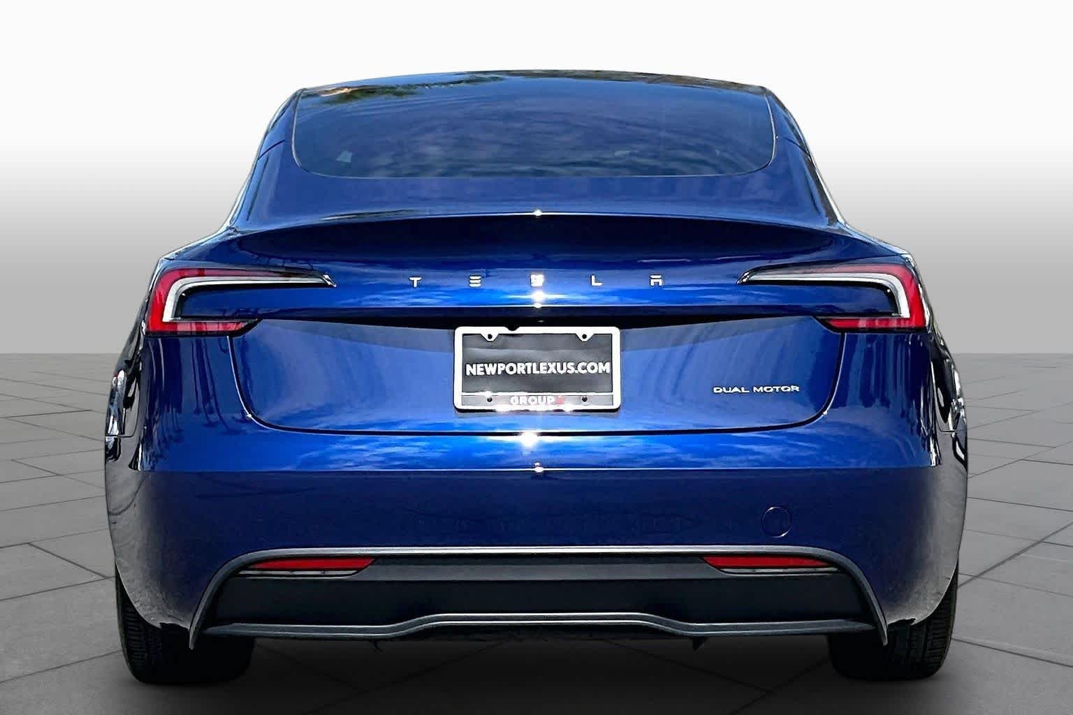 Used 2024 Deep Blue Metallic Tesla Long Range image 4