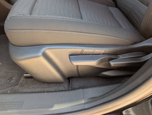 2026 Chevrolet Equinox LT - Photo 11