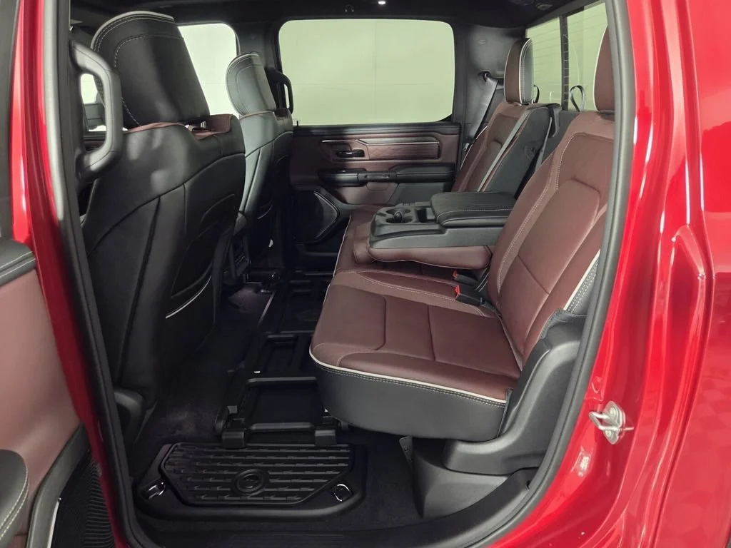New 2026 Molten Red Pearl-Coat Exterior Paint RAM Limited image 18