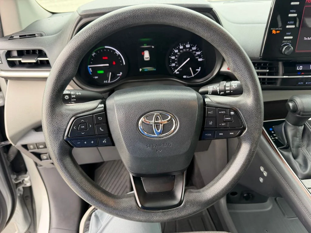 Used 2022 Silver Toyota LE image 14