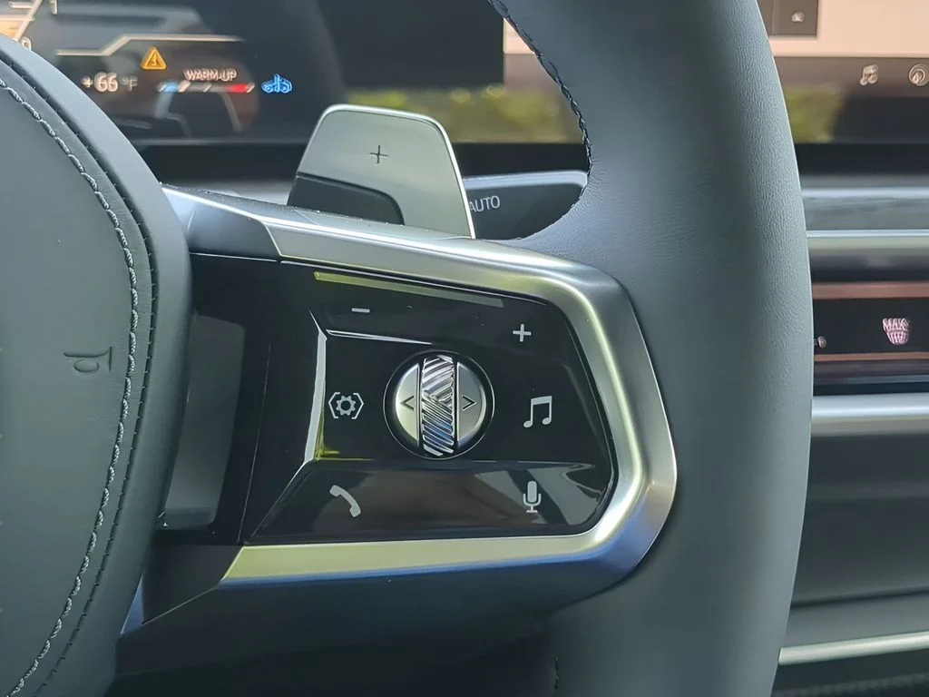 2025 BMW 7 Series 760i - Photo 26